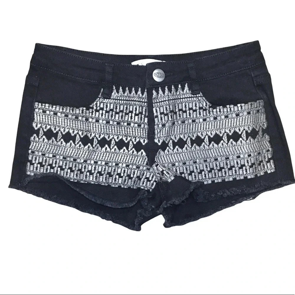Karma Blue Black Embroidered Denim Jean Shorts Women’s Size 6